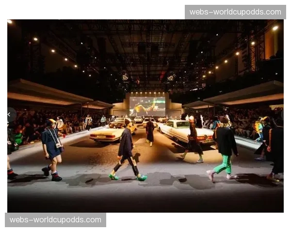 蔻驰成为WNBA官方奢侈手袋合作伙伴